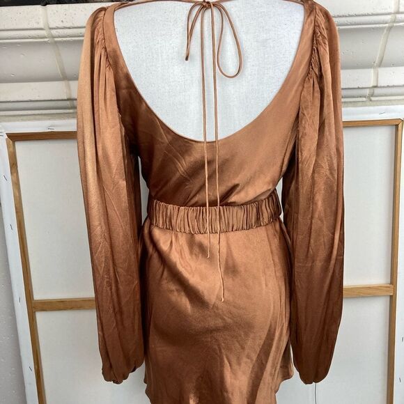 Shona Joy BNWT Copper Satin Dress w/ low open back that ties & matching belt - Picture 3 of 13